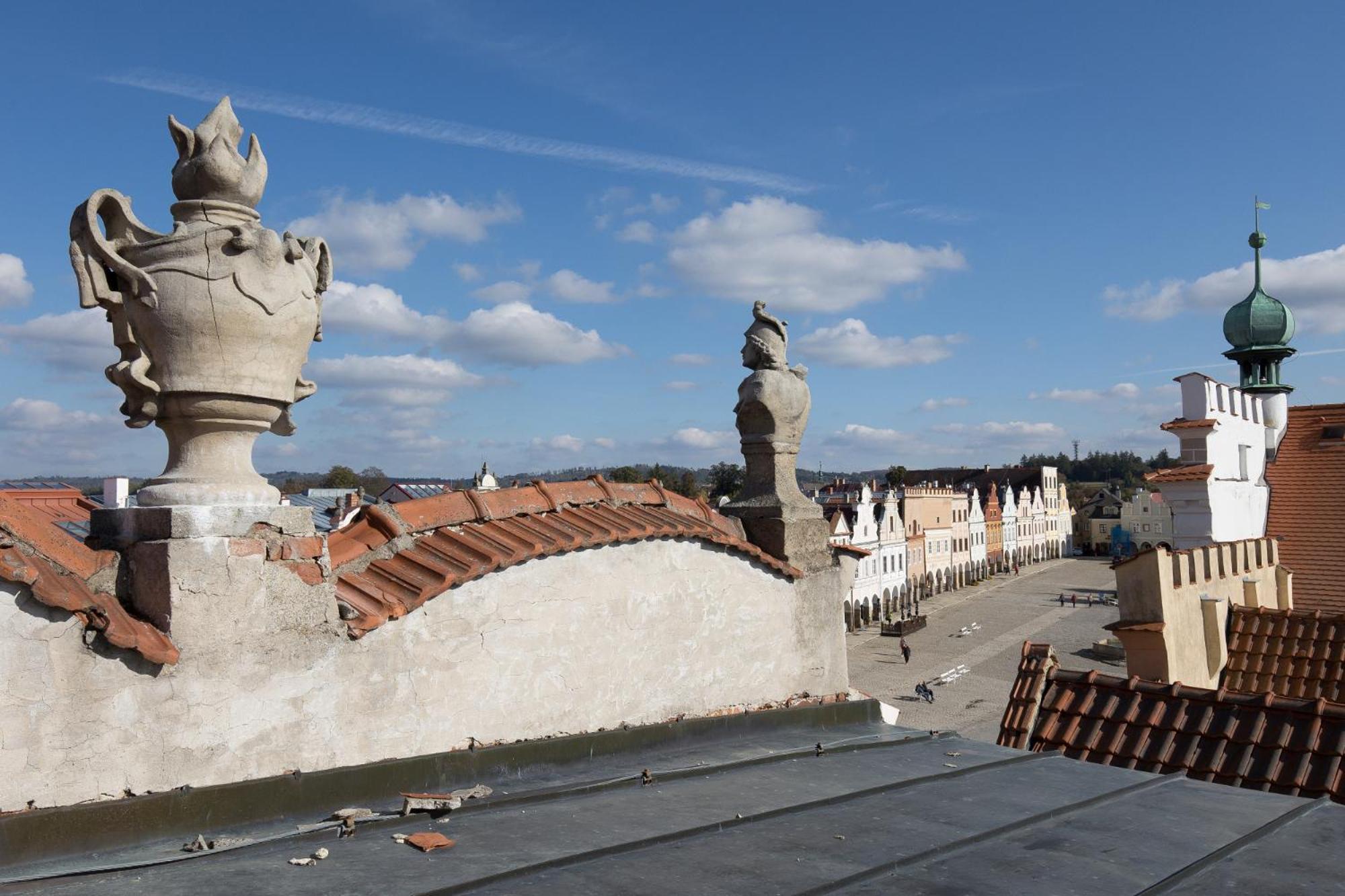 Hotel U Černého orla Telč Esterno foto